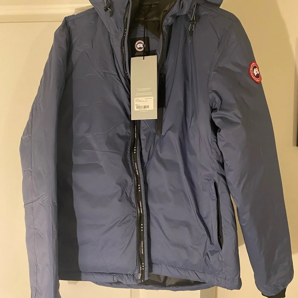 Never Worn Canada Goose men’s jacket - Lodge Hoody - Picture 2 of 7